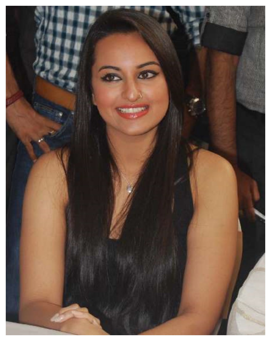 Sonakshi Sinha HD PIctures