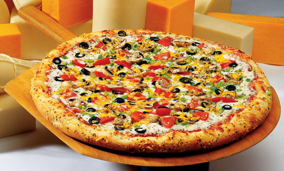 Delicious italian-yummy-pizza-1024x640