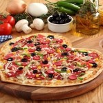 Deliciouspizza-with-onion-1024x640
