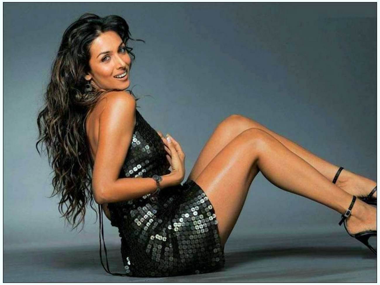 Malaika Arora Khan's Bold and Sexy HD Wallpapers